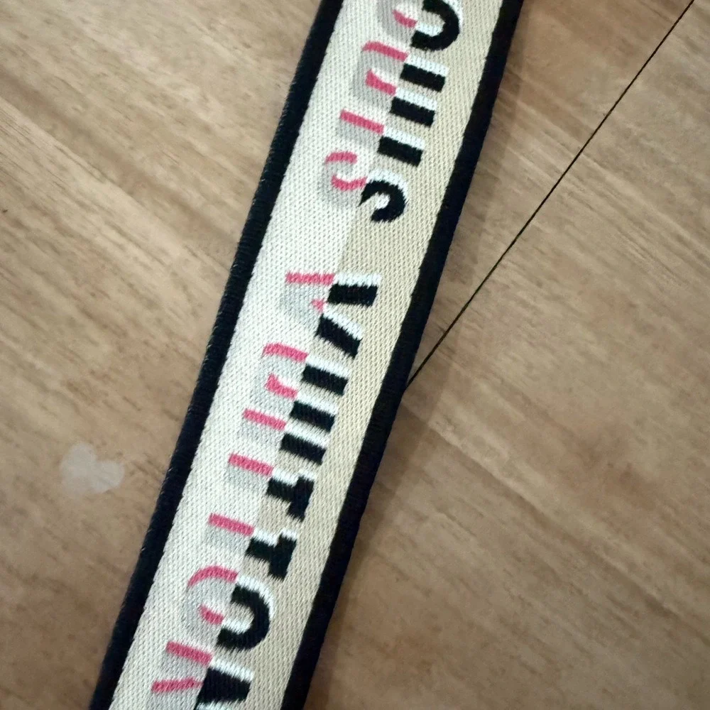 Louis Vuitton Crossbody Canvas Bandoulière Guitar Strap‎ Beige Black Pink Speedy